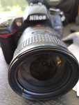 Nikon D7000 + Nikkor 18-200 3.5-5.6 + SB600, stan 5+, komplet.