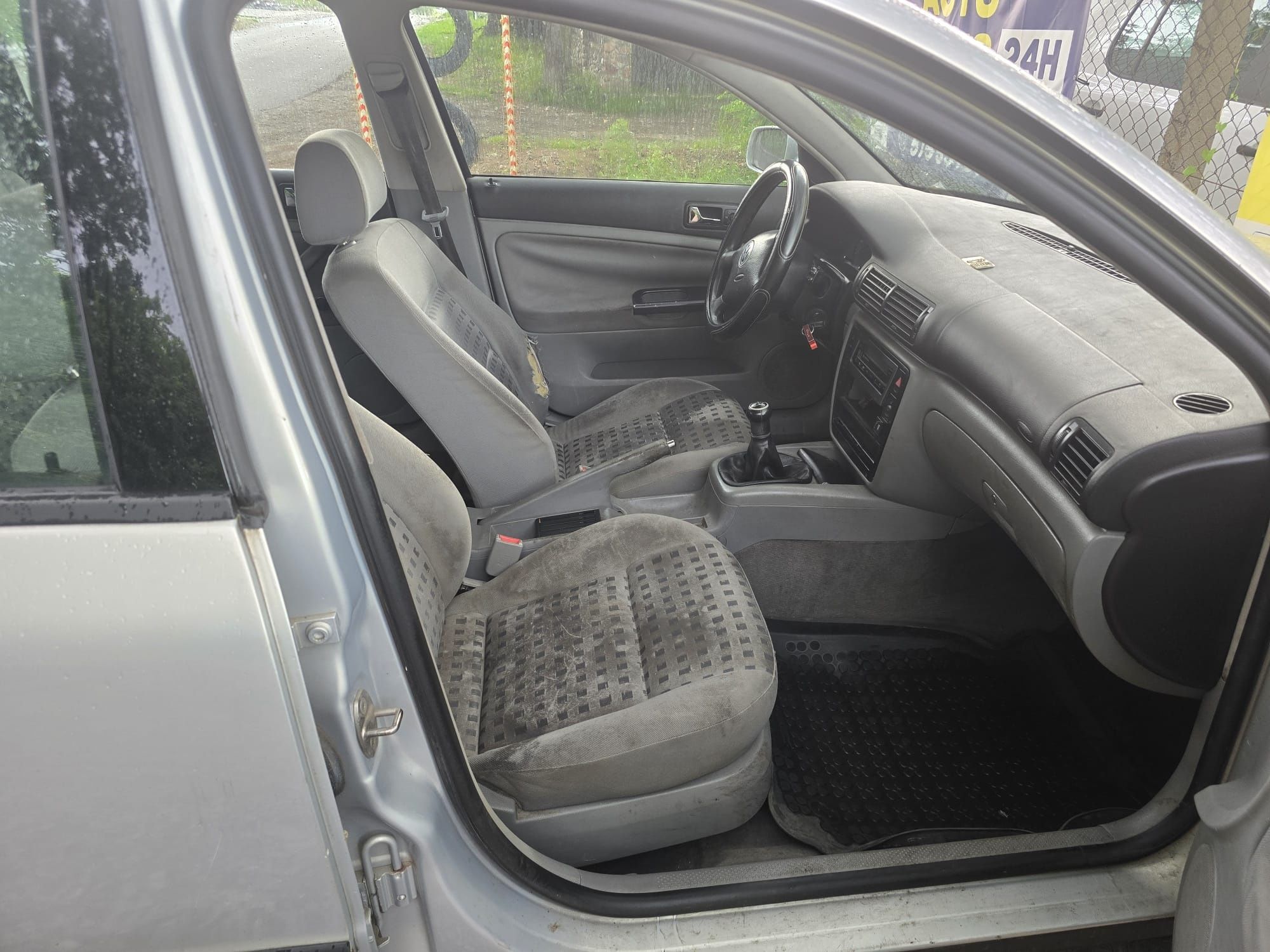 Volkswagen Passat 1.6 benzyna+gaz 1999 rok możliwa zamiana