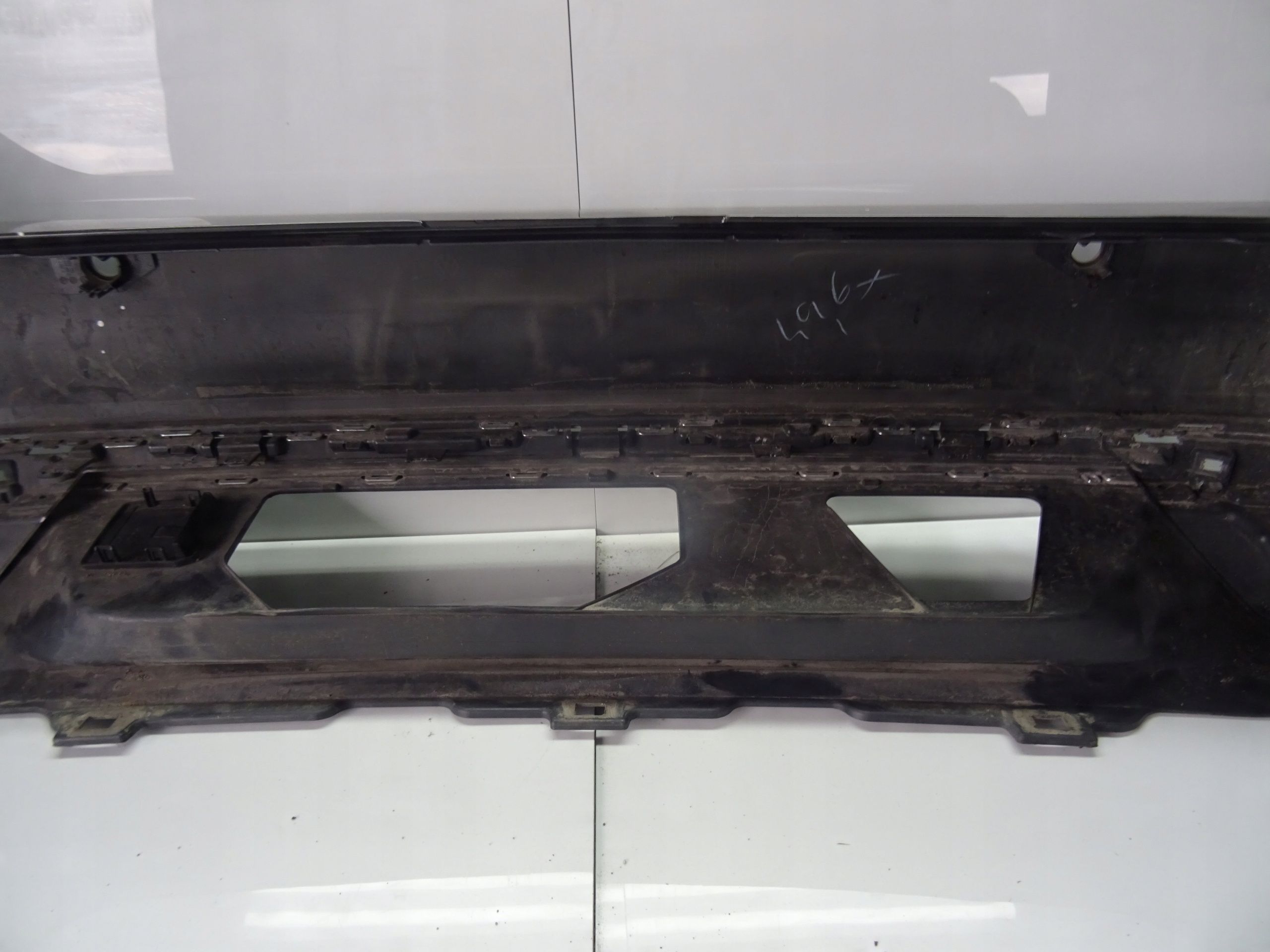Zderzak tył Vw passat B8 kombi highline lift 19