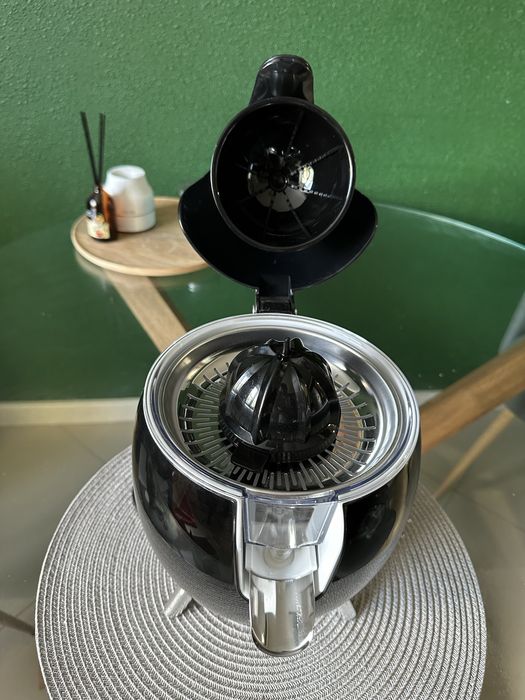 Соковитискач Adler AD 4013