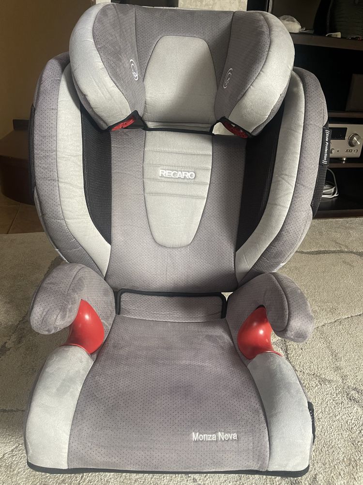 Автокрісло RECARO Monza Nova