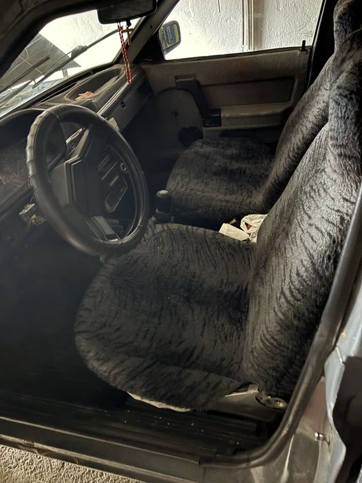 Москвич  2141  .