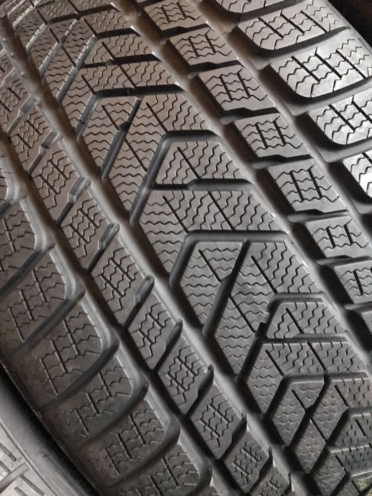 315/30/21+275/35/21 R21 Pirelli Scirpion Winter 4шт зима