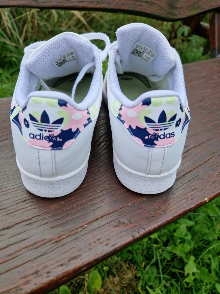 Adidas superstar dla dziewczynki rozmiar 35