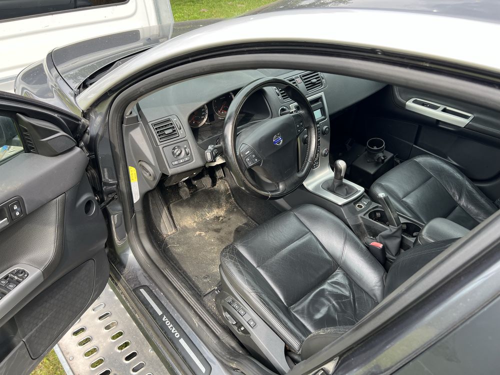Volvo s40 2.5 benzyna (SUMMUM)
