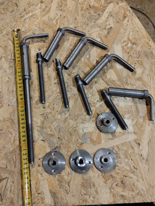 Продам винтовые замки,штаби