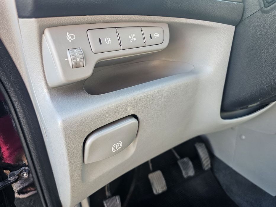 Кіа Carens 2009 рік