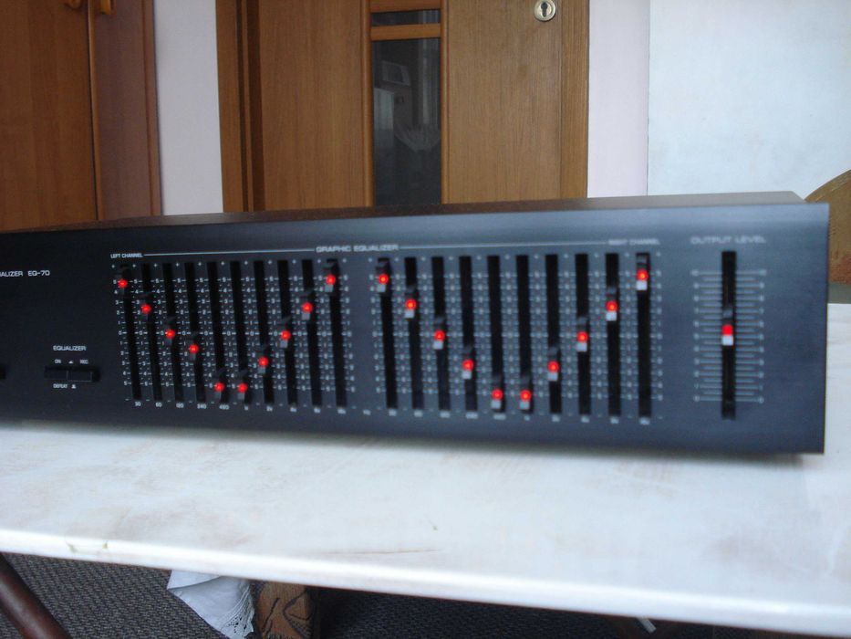Еквалайзер "Yamaha" EQ-70, EQ-330