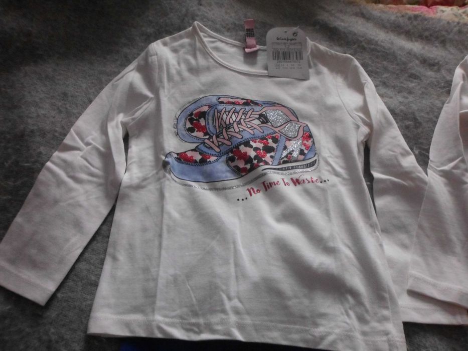 lote de roupa nova com etiqueta para bebe menina