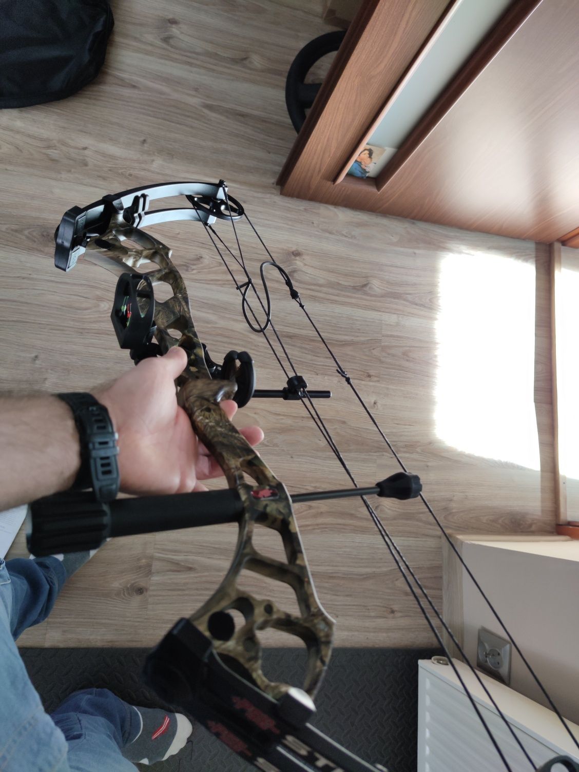 Zestaw PSE Stinger 30-70lbs Łuk bloczkowy