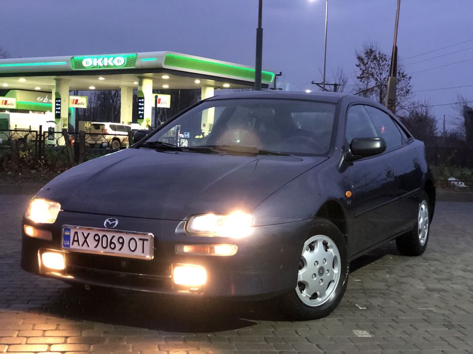 Mazda 323F BA 1998