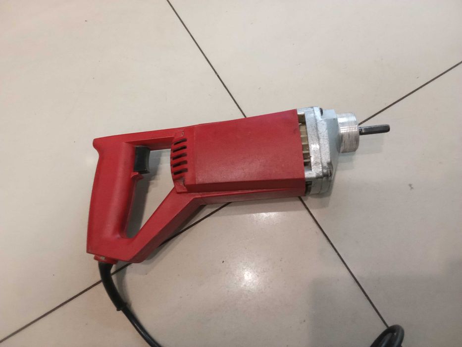 Wibrator do betonu Zipper 800 W 4000 obr./min