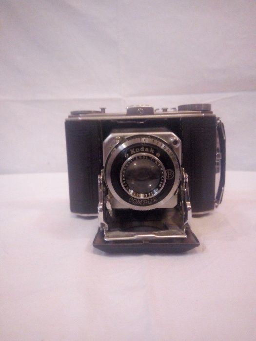 Раритетный фотоаппарат "Kodak Duo 620" с камерой "Compur"