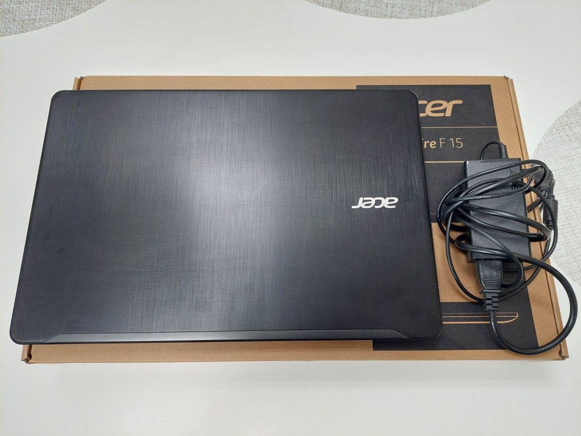 Laptop ACER Aspire F15 F5-537G i5/8GB/240 SSD/1 TB HDD/GFORCE Stan BDB