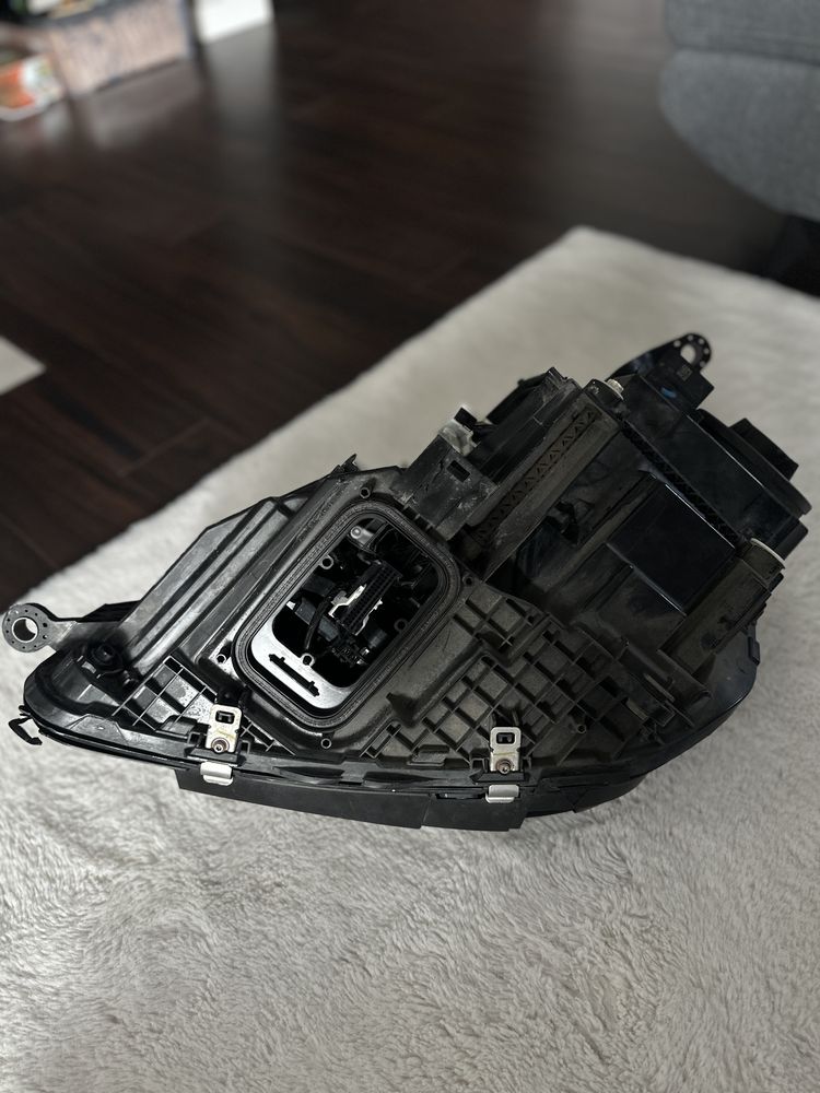 Oryginalna lampa przednia Multibeam Mercedes-Benz W167 prawa