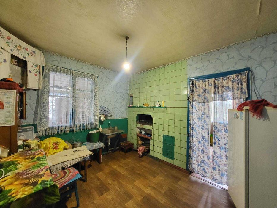 Продам будинок в селі Надинівка.