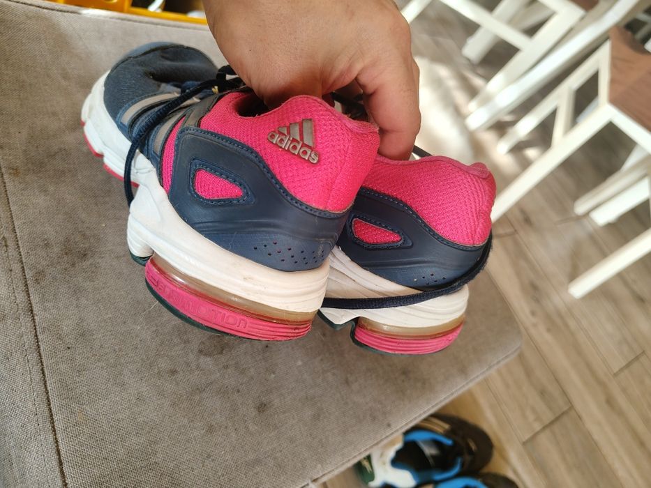 Buty sportowe adidas rozmiar 42