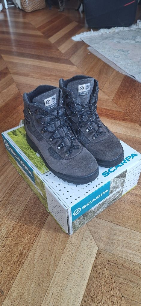 Scarpa buty turystyczno-trekkingowe. Gore-Tex, cordura, vibram