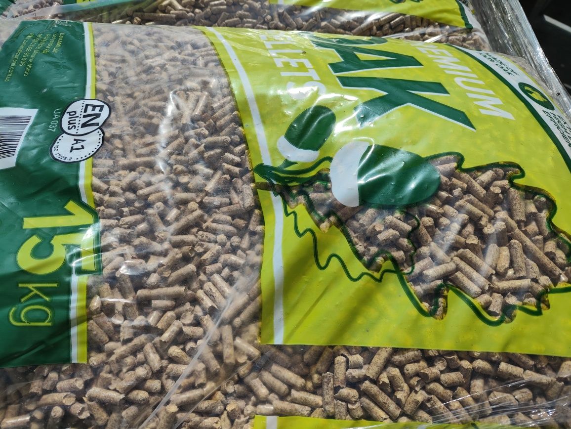 Pellet dębowy certyfikat A1 En Plus Oak Pellets