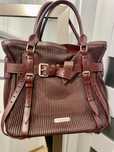 Torebka burberry bordowa pikowana