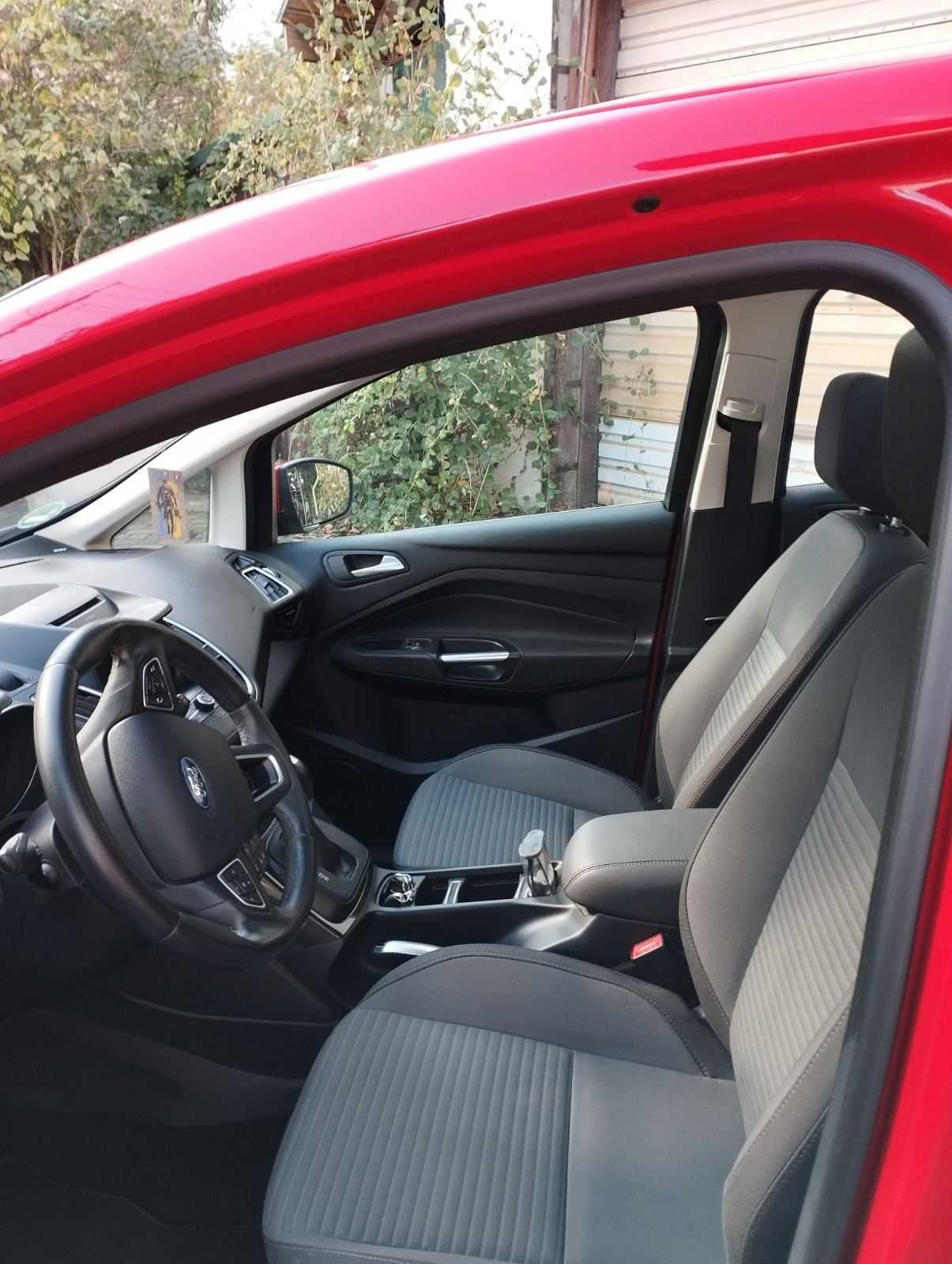 Автомобіль Ford C-Max 2017