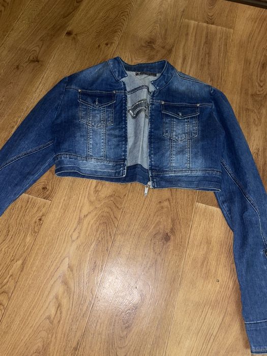 Отдам даром женские вещи размер S