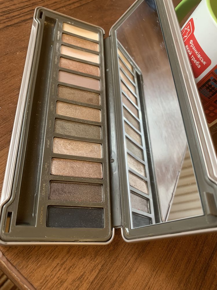 Urban Decay Naked2 Eyeshadow Palette Палетка теней для век