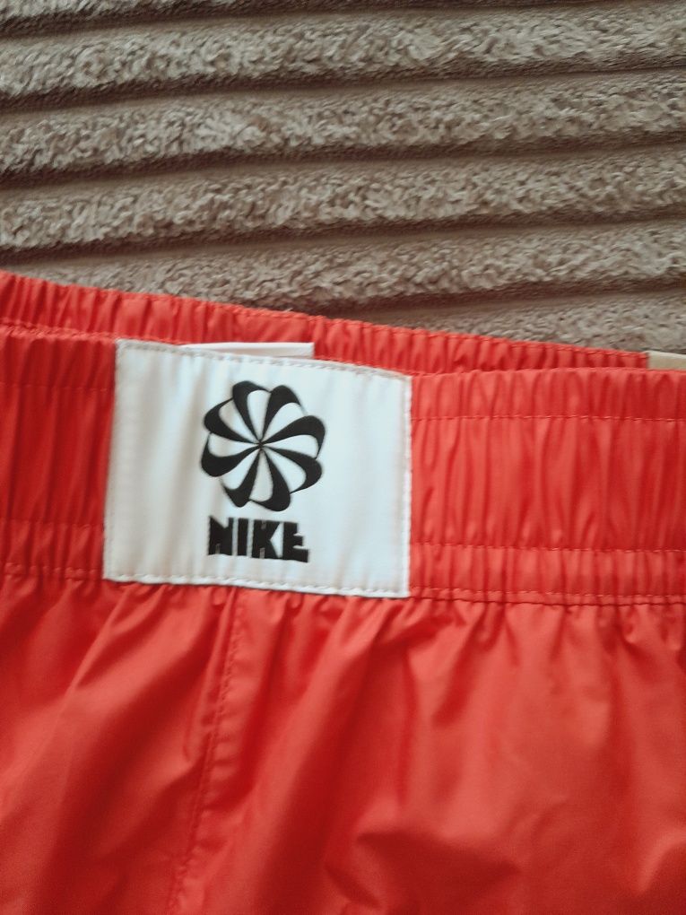 Нові штани Nike 137-147см