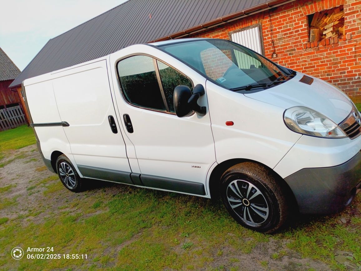 Opel Vivaro 2.0cdti 2011r