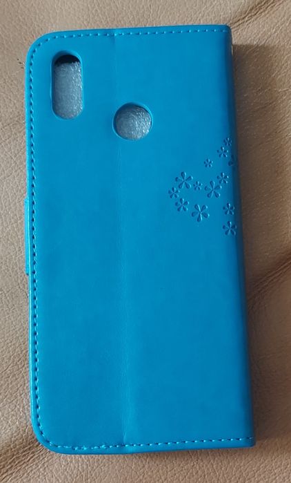 Etui na telefon       .