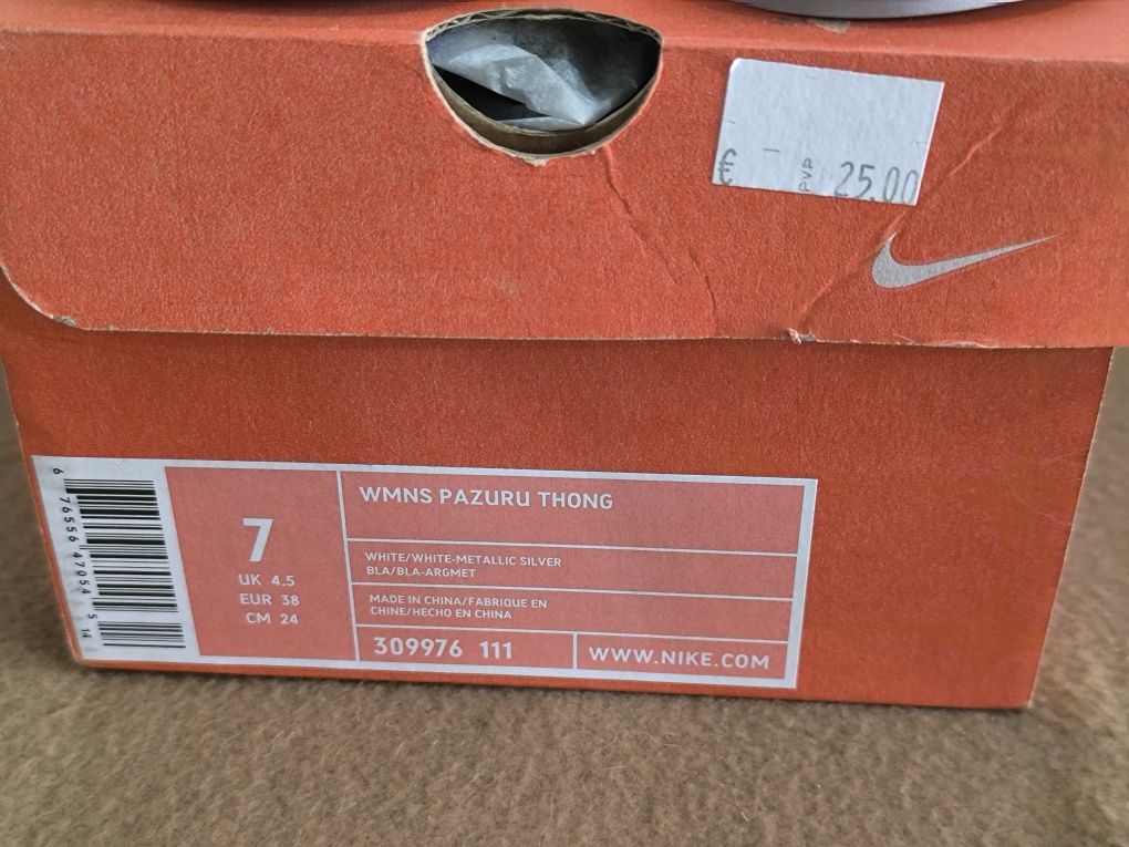Chinelos da Nike