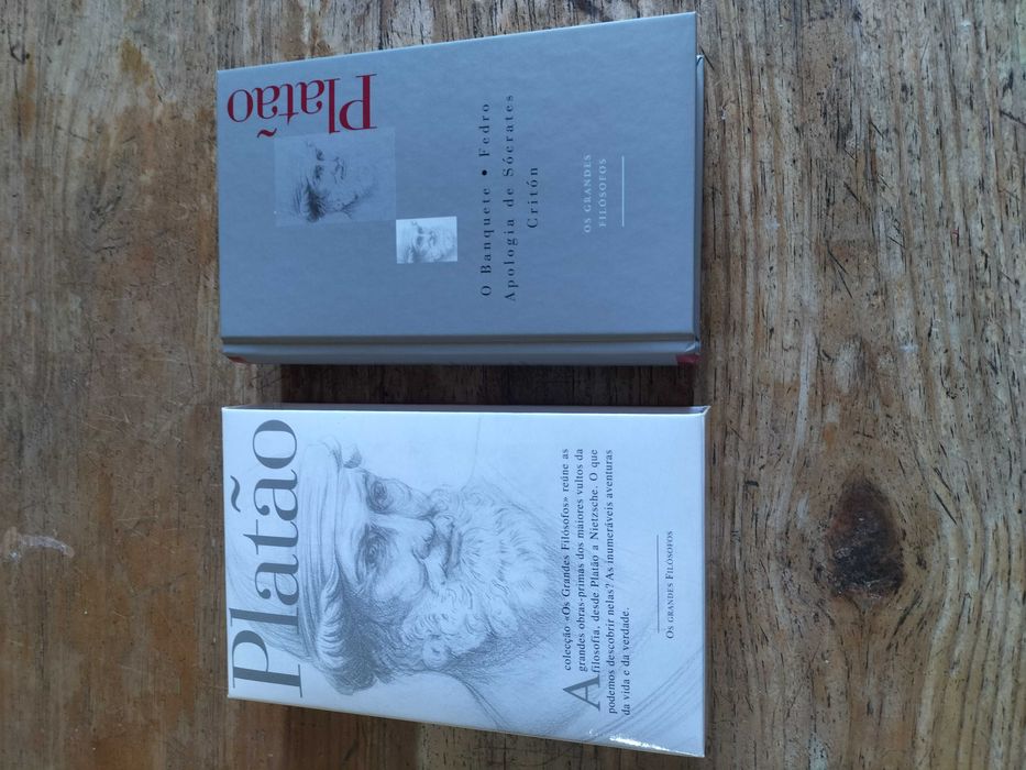 Livro sobre o grande filósofo Platão.