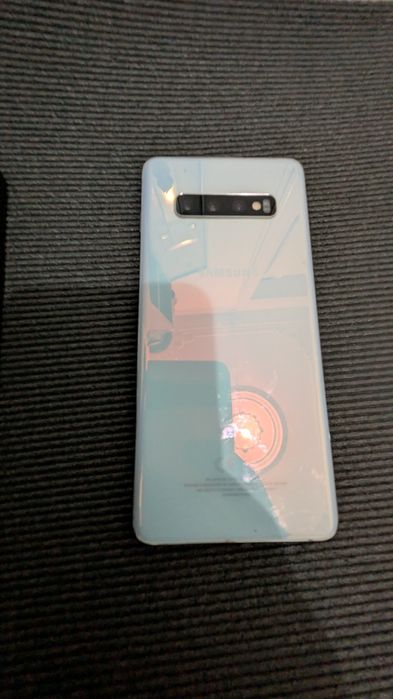 Samsung Galaxy s10 plus 128 g
