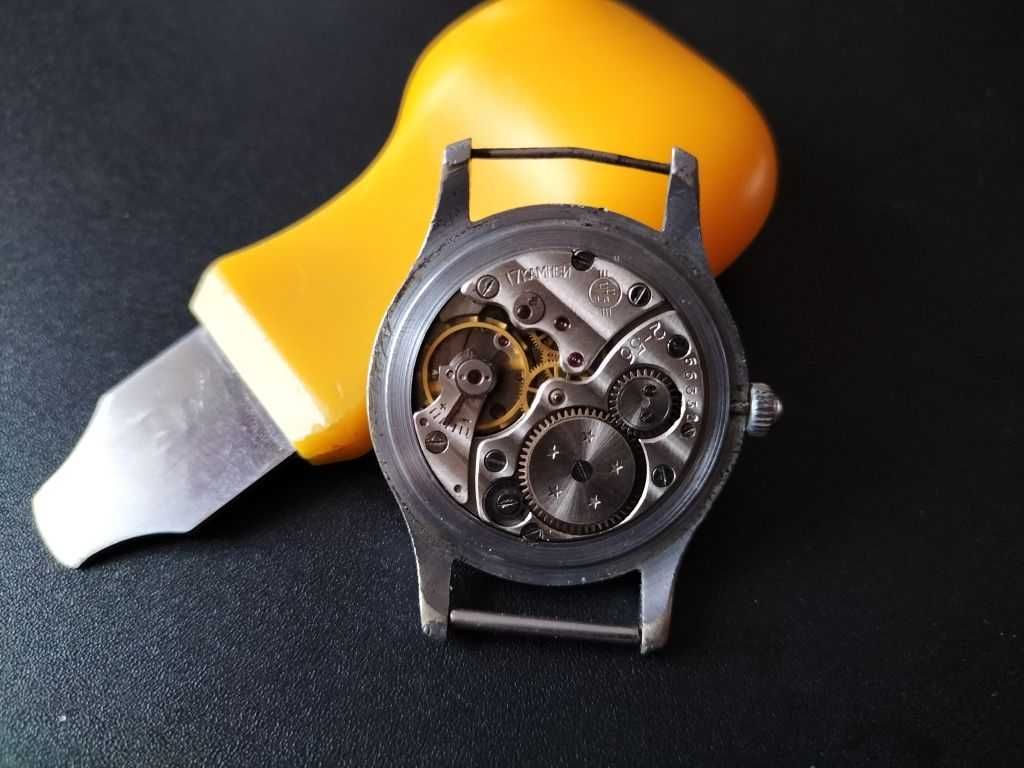 zegarek KAMA wersja V, rocznik 1956.