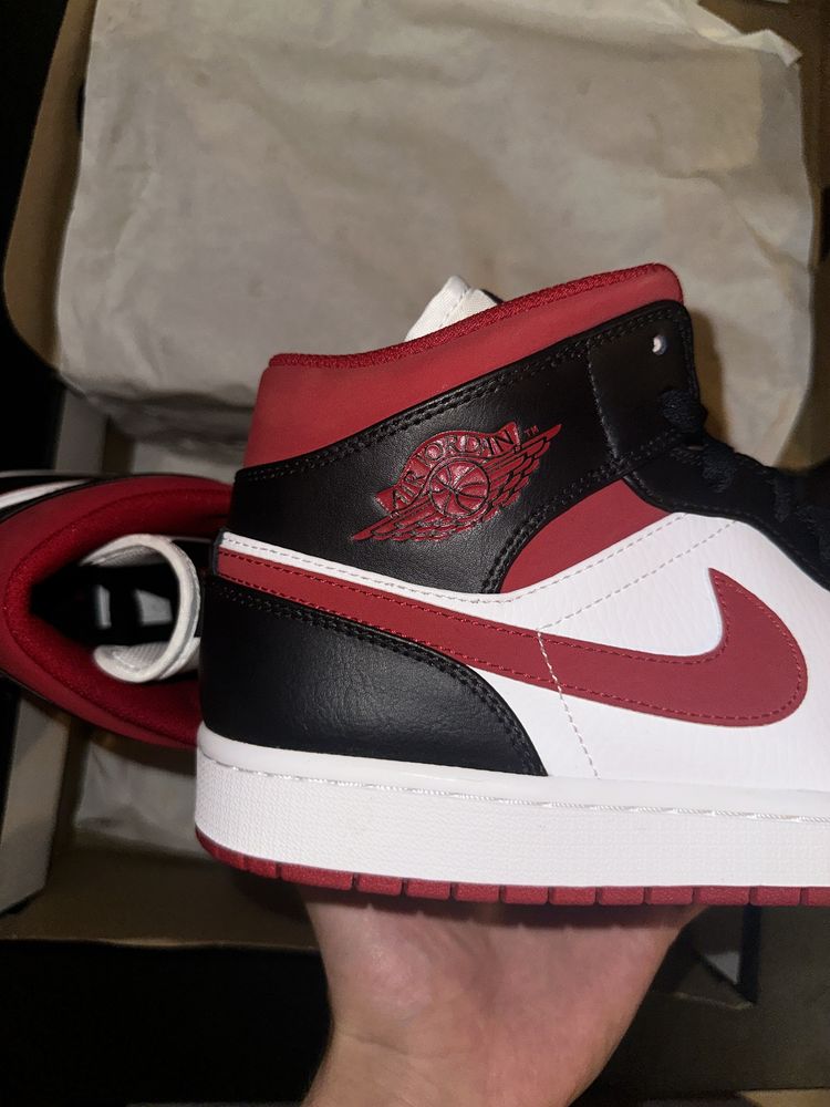 Jordan 1 Mid Gym Red 45