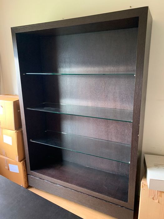 Estante Madeira wengue