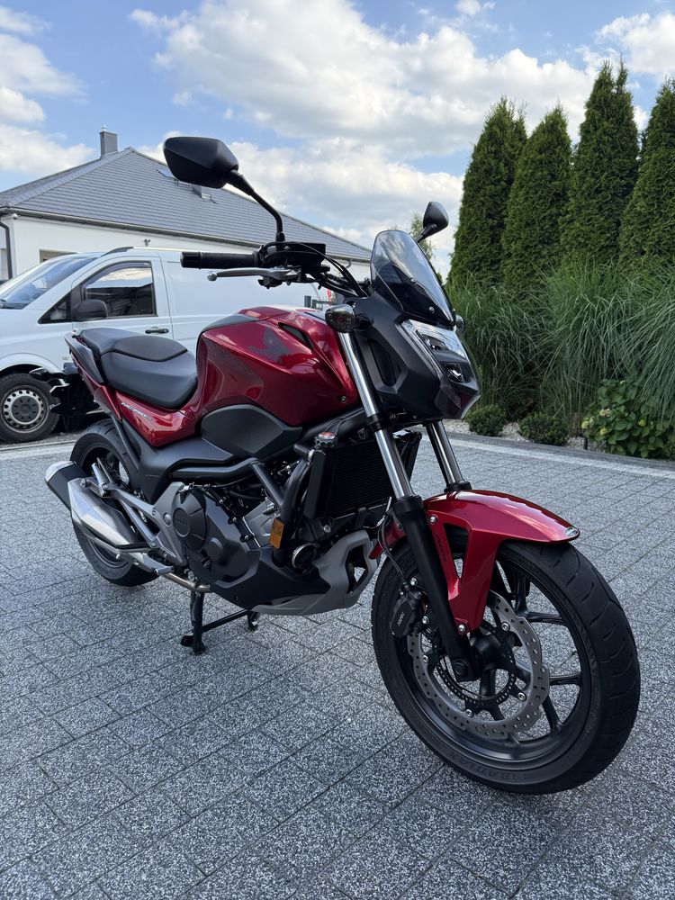 Honda NC 750s 2018r bardzo mały przebieg stan wzorowy