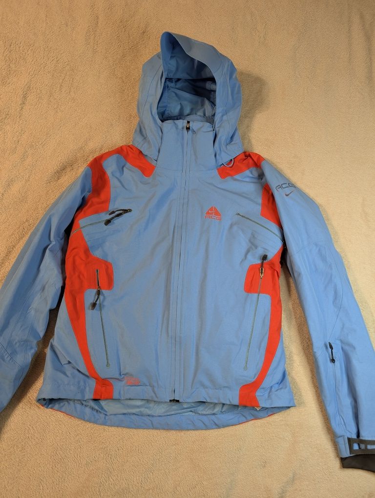 Куртка Nike ACG gore-tex   S XS розмір original демісезон