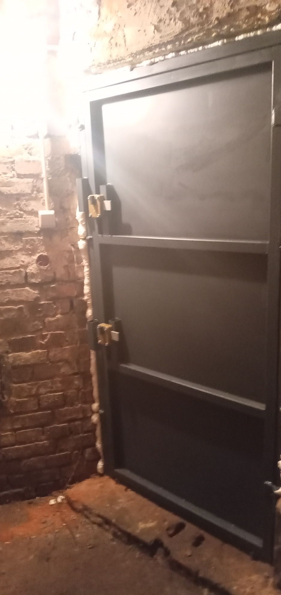 Drzwi stalowe spawane piwnice altanka na wymiar antywłamaniowe