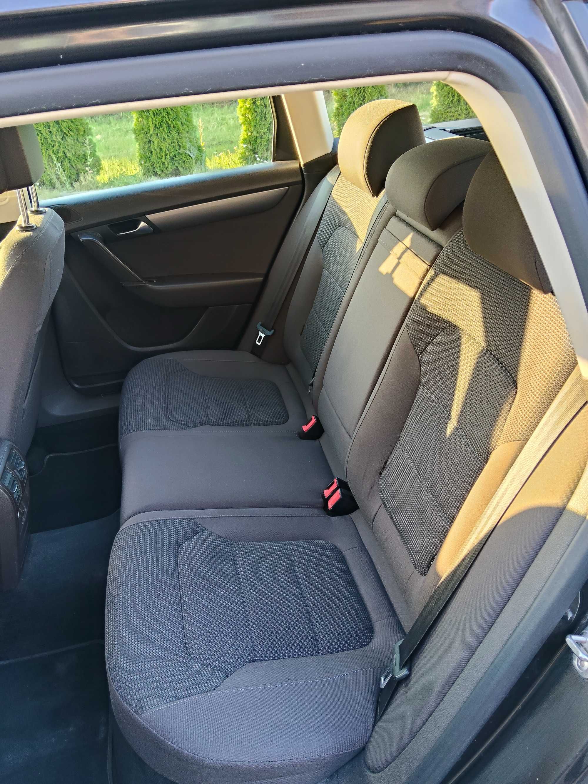 Volkswagen Passat B7 2011