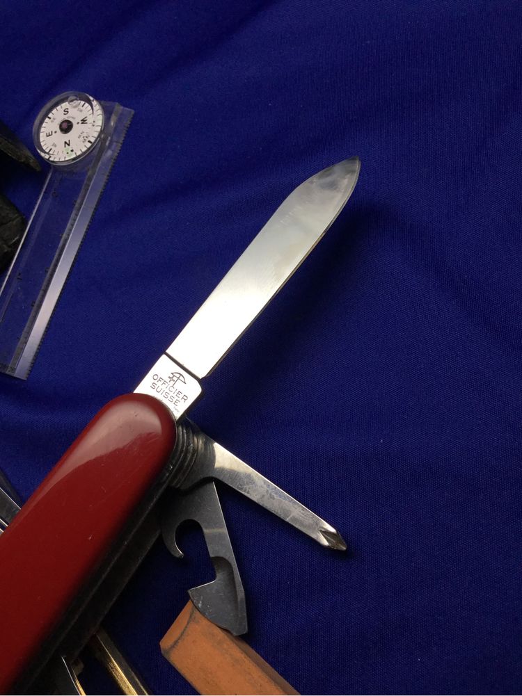 Набор Victorinox SOS KIT (швейцарский нож и другое)