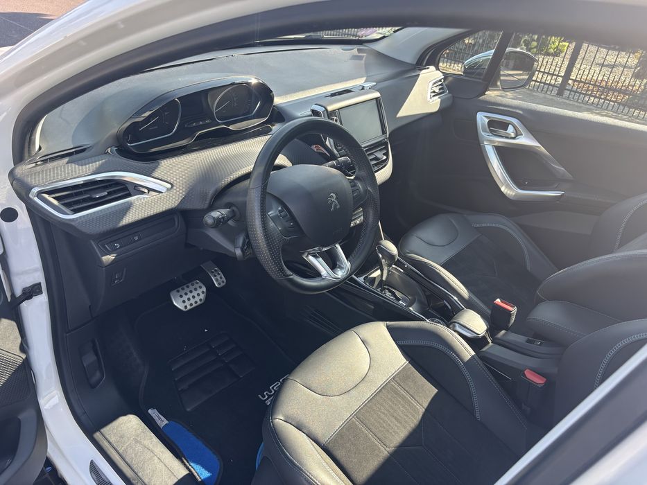 Peugeot 2008 mały przebieg automat!!!