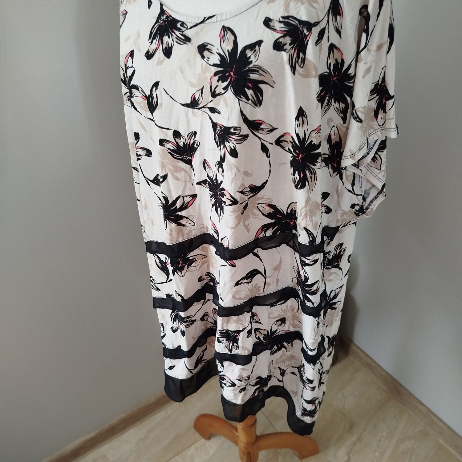Asymetryczna tunika rogi plus size