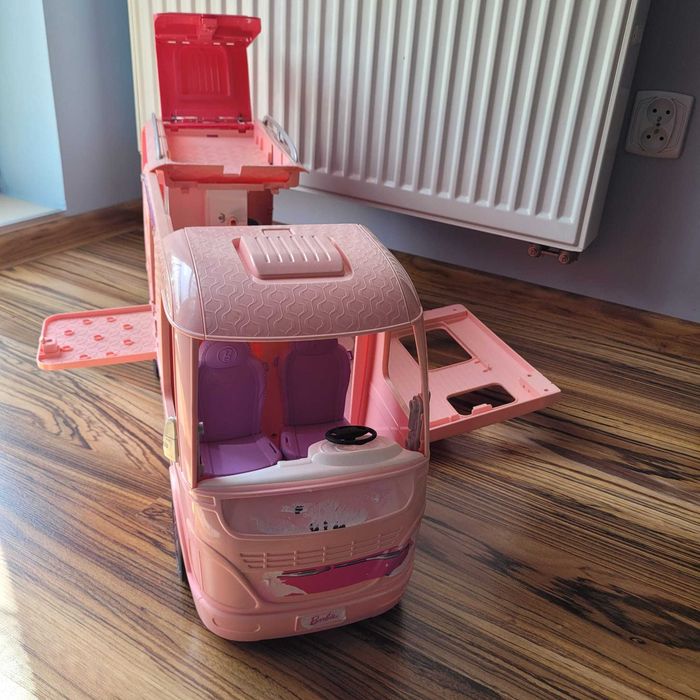 Kamper dla lalki Barbie FBR34