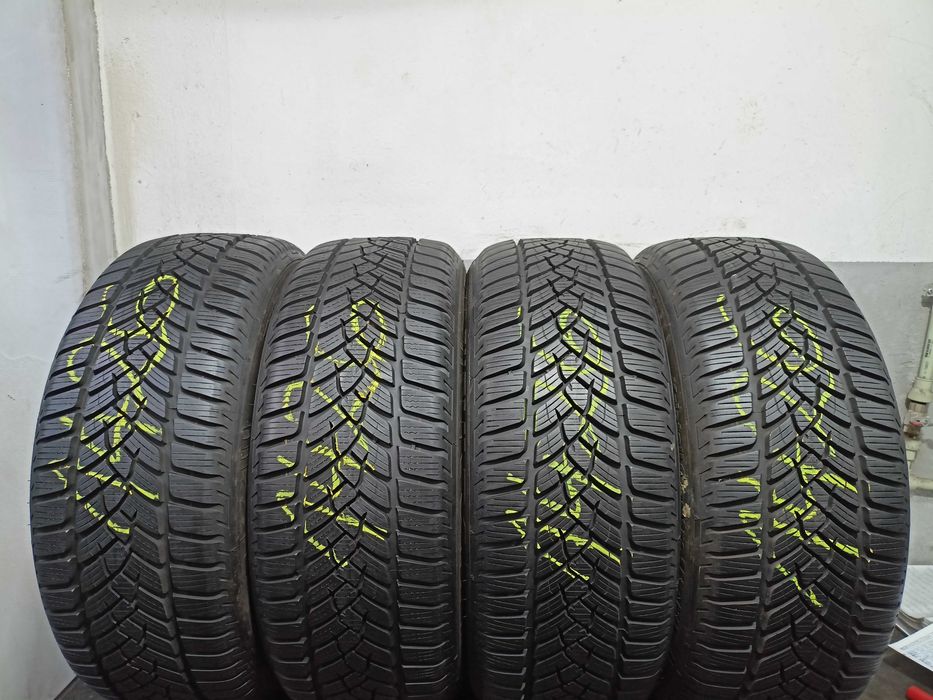 Fulda Kristall Control HP2 215/55/17 2016r 98V 2x9,2mm 2x8,5mm (1426)
