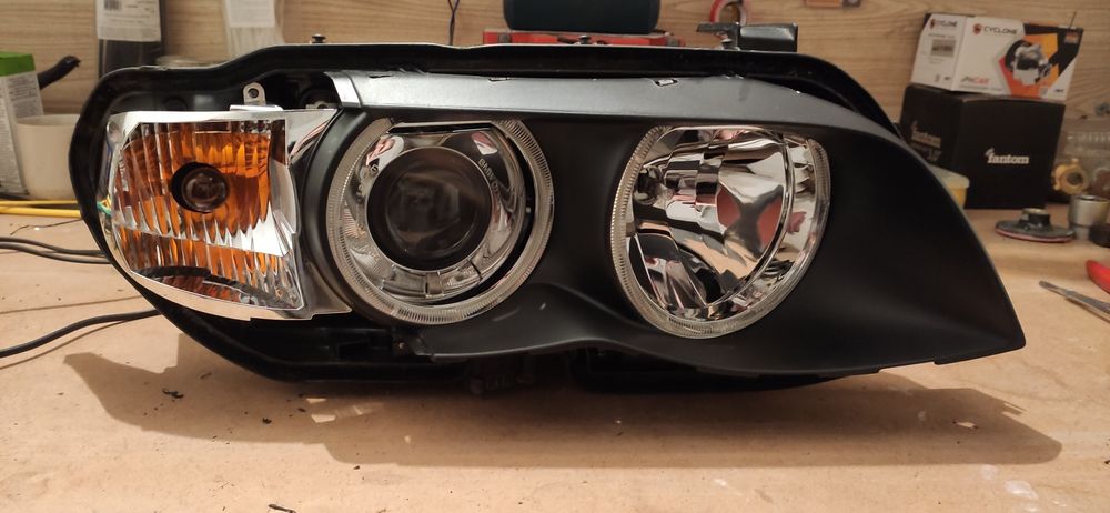 Ремонт фар . Заміна штатних лінз фар mercedes, wv, skoda і інших.