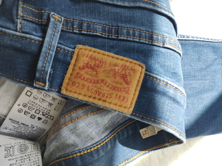 Джинси levis 27 .
