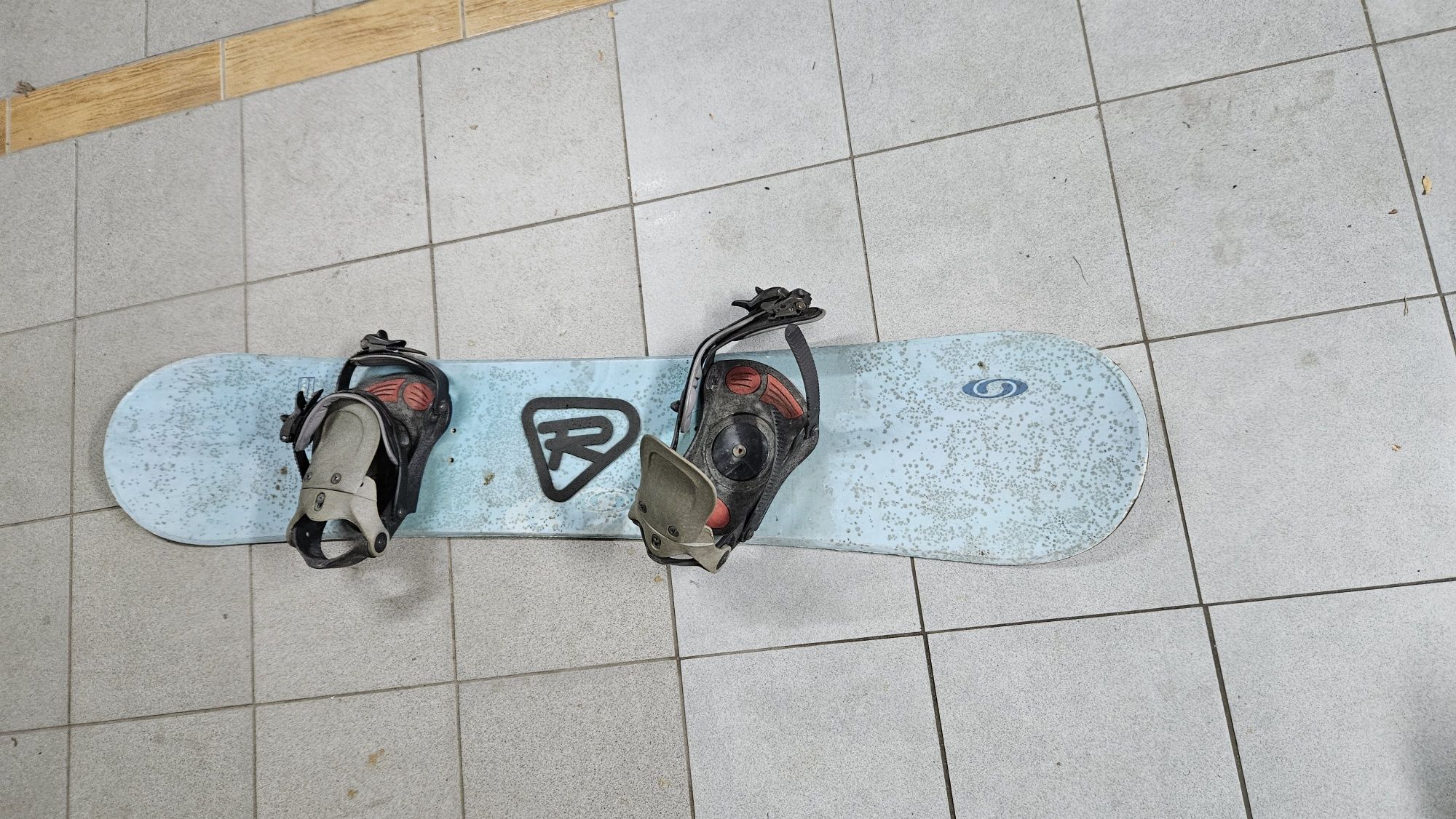 Deska snowboardowa Salomon  fs 140 + wiązania