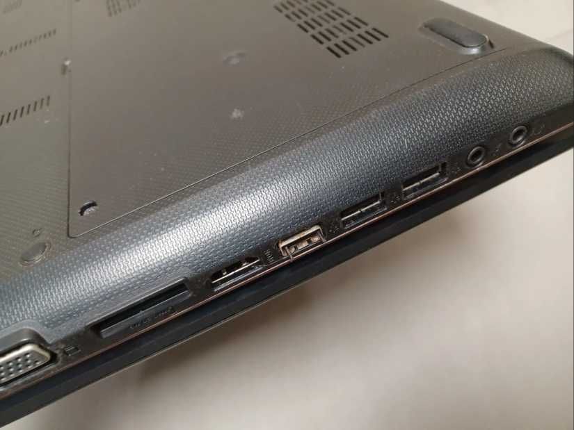 Ноутбук ASUS K73E
