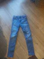 Spodnie jeansy marki Zara rozmiar 140